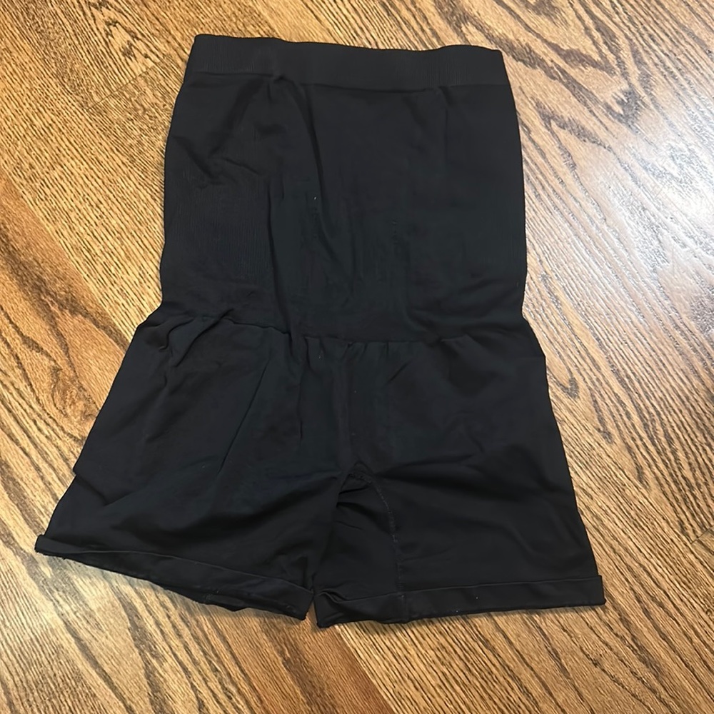 Blanqi everyday maternity belly support girlshort